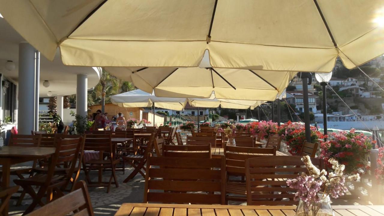 B&B Oasi Rooms Agropoli Kültér fotó