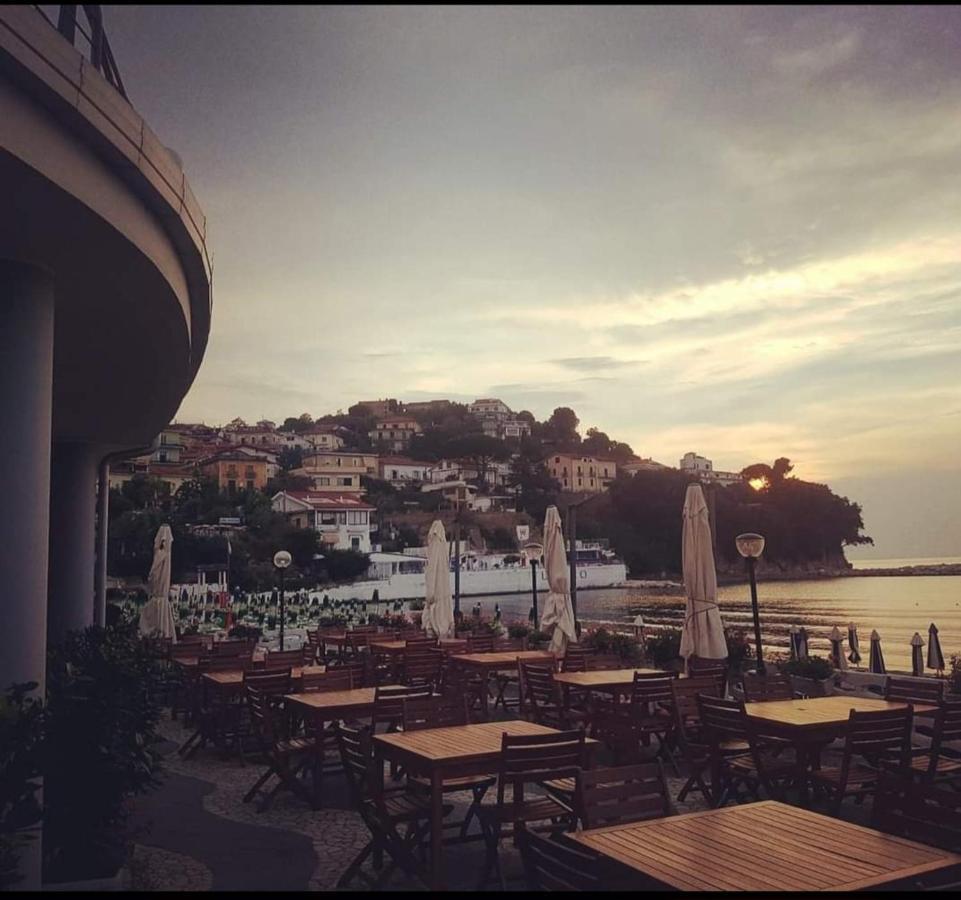 B&B Oasi Rooms Agropoli Kültér fotó